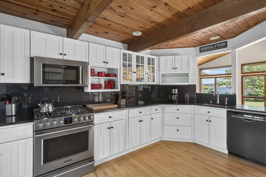 70 North Shore Drive Owls Head ME 04854