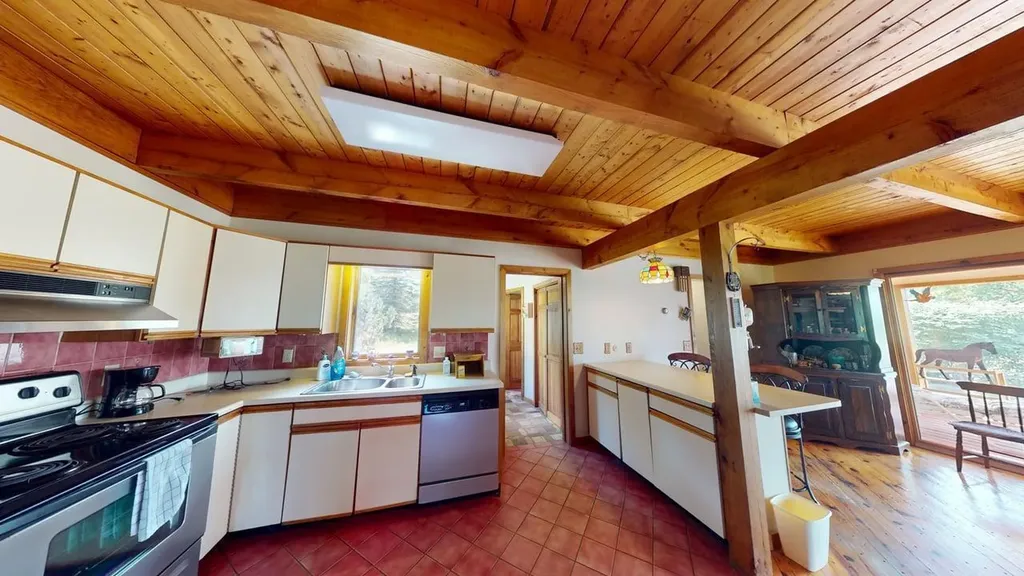 63 Fisher Road Holden ME 04429