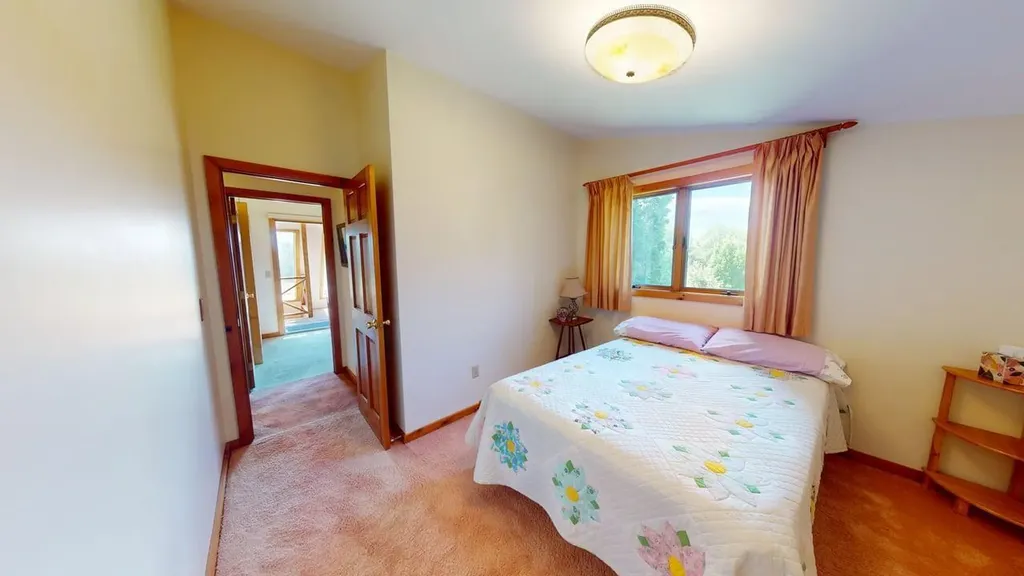 63 Fisher Road Holden ME 04429