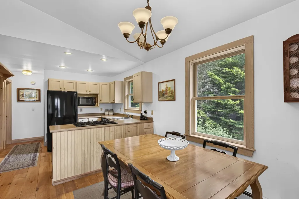 139 Seawood Park Road Bristol ME 04554