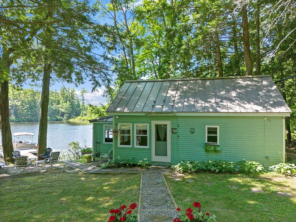 217 Lakewood Estates Rome ME 04963