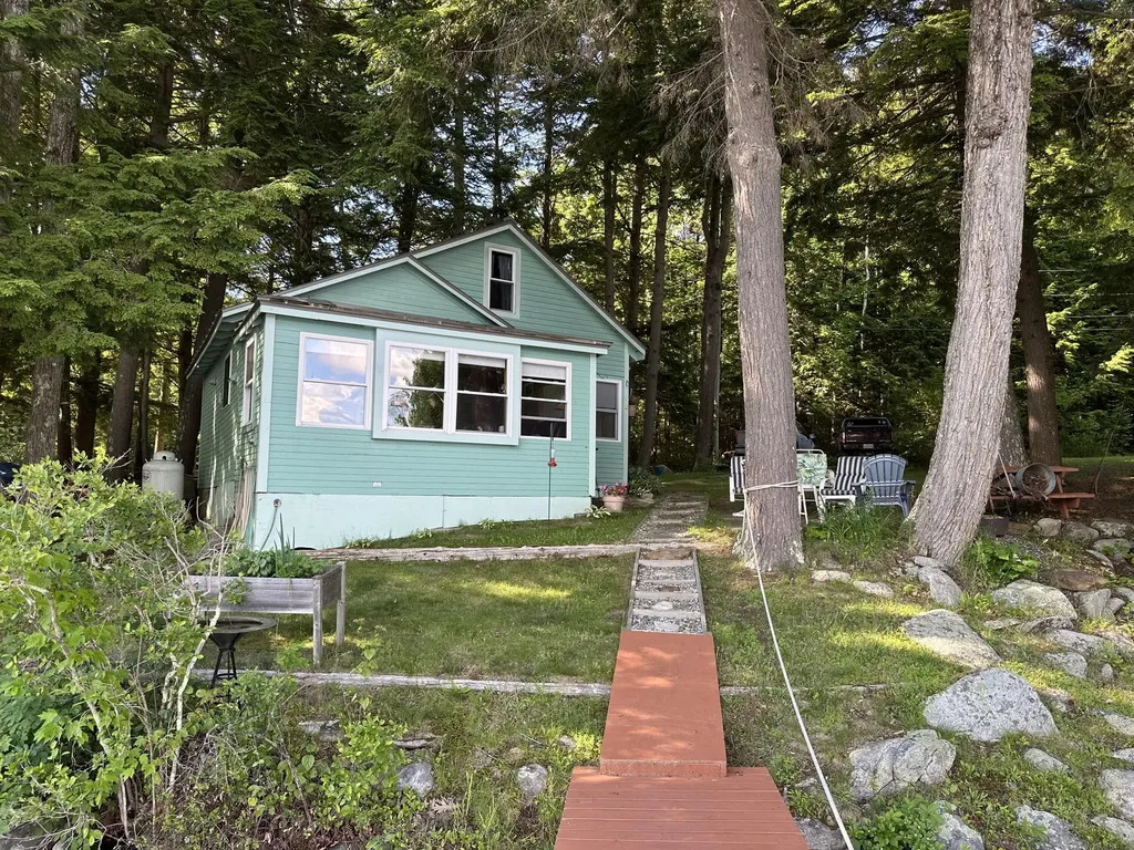 217 Lakewood Estates Rome ME 04963