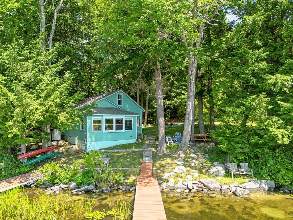 217 Lakewood Estates Rome ME 04963