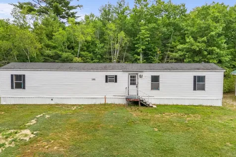914 Pond Road Wales ME 04280