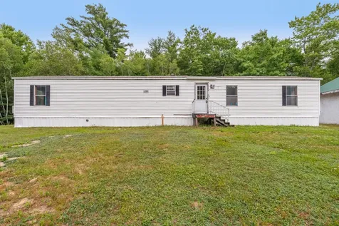 914 Pond Road Wales ME 04280
