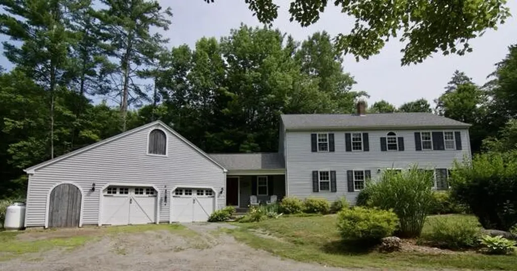 725 Mercer Road Norridgewock ME 04957
