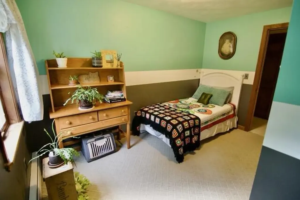 725 Mercer Road Norridgewock ME 04957