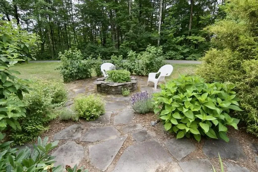 725 Mercer Road Norridgewock ME 04957