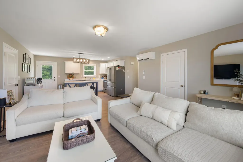 47 Stearns Farm Road Hampden ME 04444