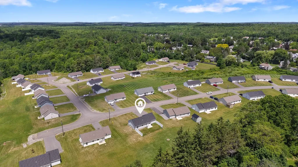 47 Stearns Farm Road Hampden ME 04444