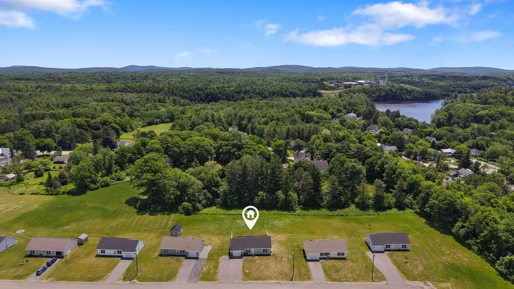 47 Stearns Farm Road Hampden ME 04444