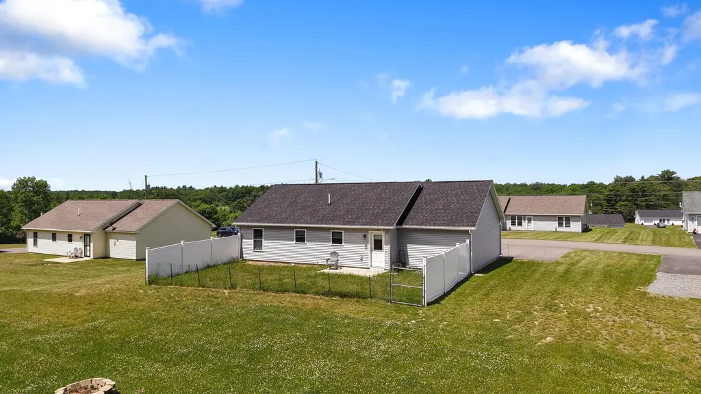 47 Stearns Farm Road Hampden ME 04444