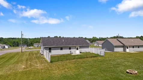 47 Stearns Farm Road Hampden ME 04444