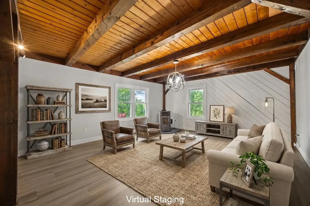 377 River Road Bowdoinham ME 04008