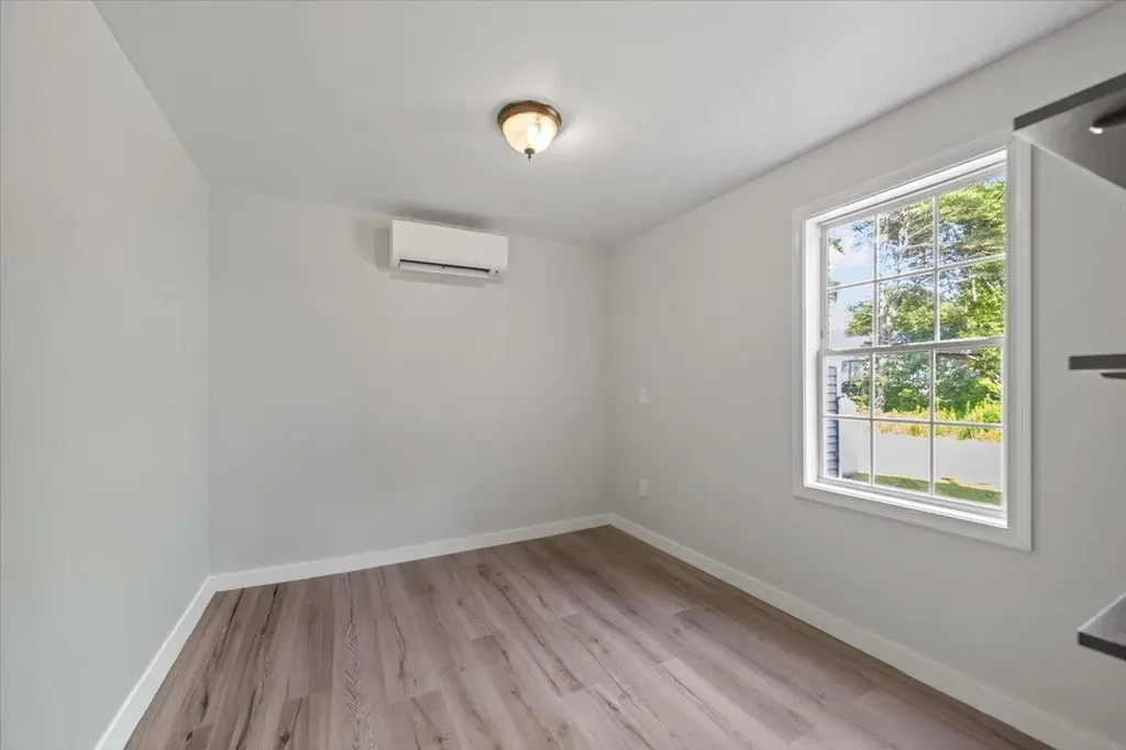 377 River Road Bowdoinham ME 04008