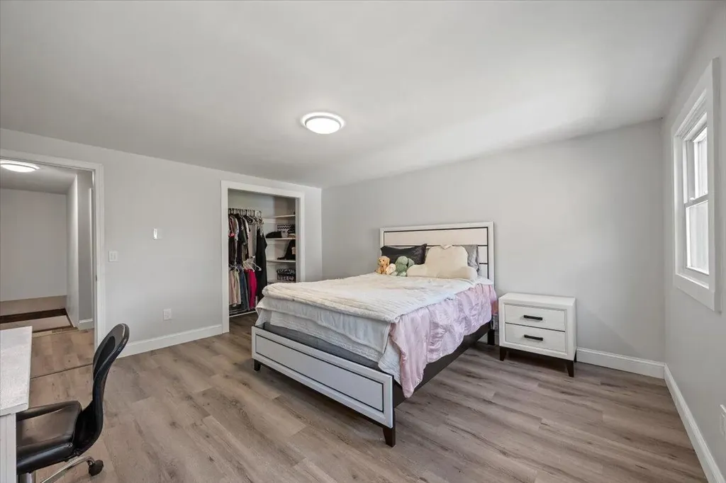 377 River Road Bowdoinham ME 04008