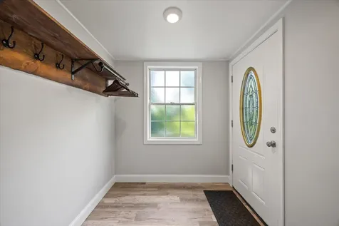 377 River Road Bowdoinham ME 04008