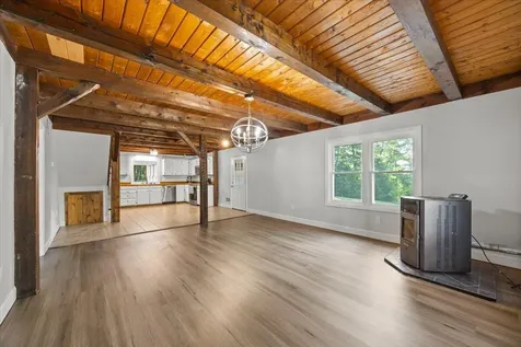 377 River Road Bowdoinham ME 04008
