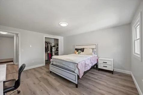 377 River Road Bowdoinham ME 04008