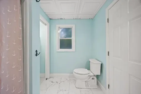 377 River Road Bowdoinham ME 04008