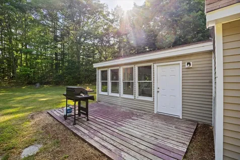 377 River Road Bowdoinham ME 04008