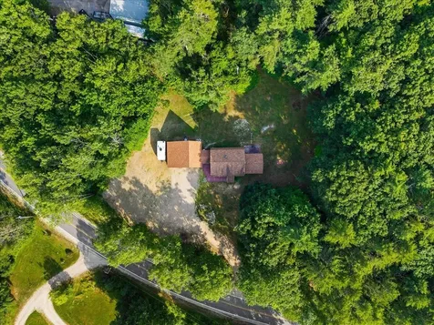 377 River Road Bowdoinham ME 04008