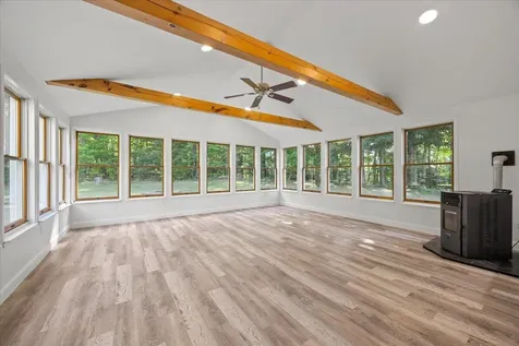 377 River Road Bowdoinham ME 04008