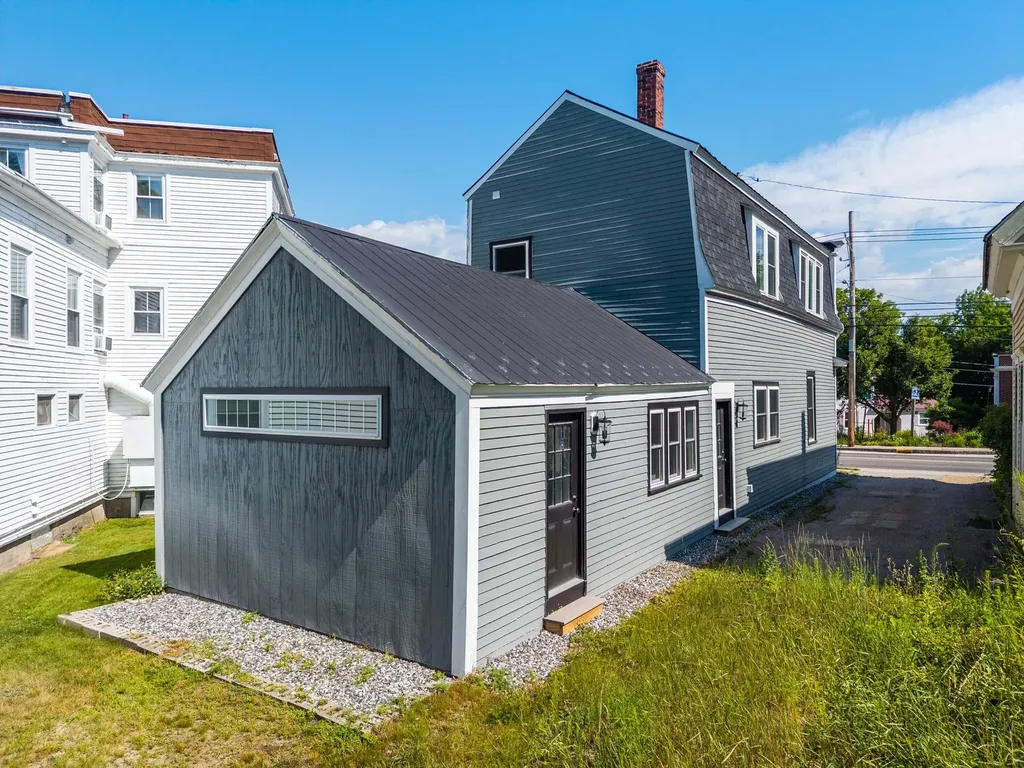 33 Main Street Cornish ME 04020