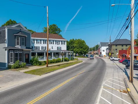 33 Main Street Cornish ME 04020