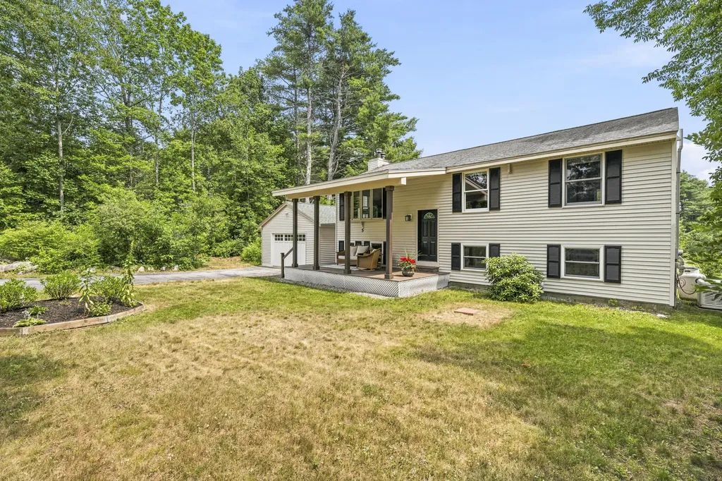 5 Partridge Lane Gray ME 04039