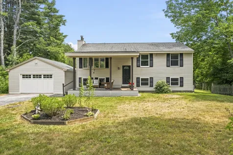 5 Partridge Lane Gray ME 04039