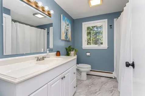 43 Bates Street Yarmouth ME 04096