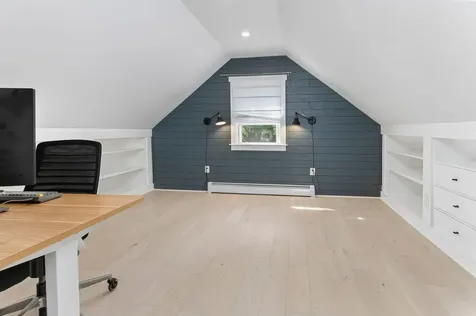 43 Bates Street Yarmouth ME 04096