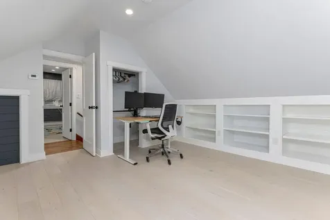43 Bates Street Yarmouth ME 04096