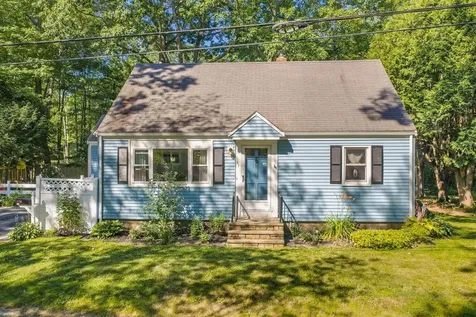 43 Bates Street Yarmouth ME 04096