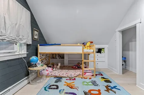 43 Bates Street Yarmouth ME 04096