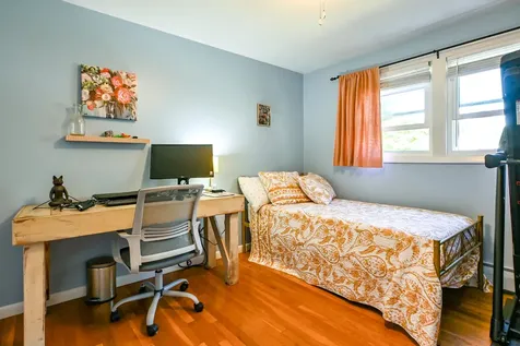 21 Vernon Road Cape Elizabeth ME 04107
