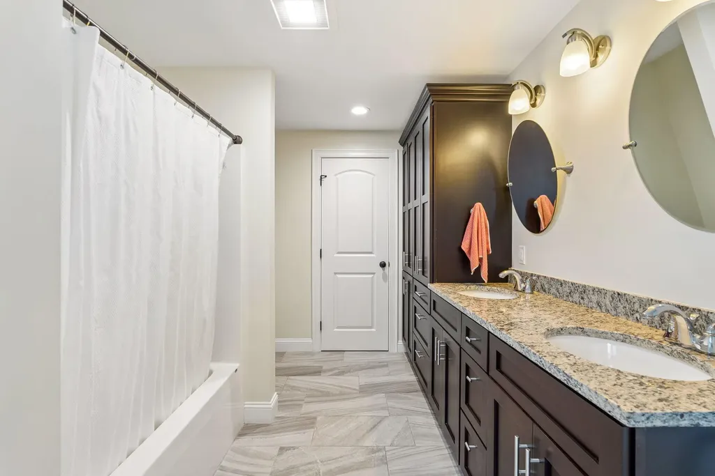 21 Callaway Drive Gray ME 04039
