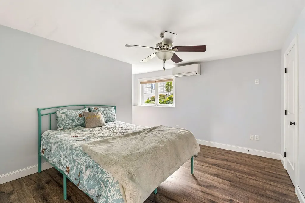 21 Callaway Drive Gray ME 04039
