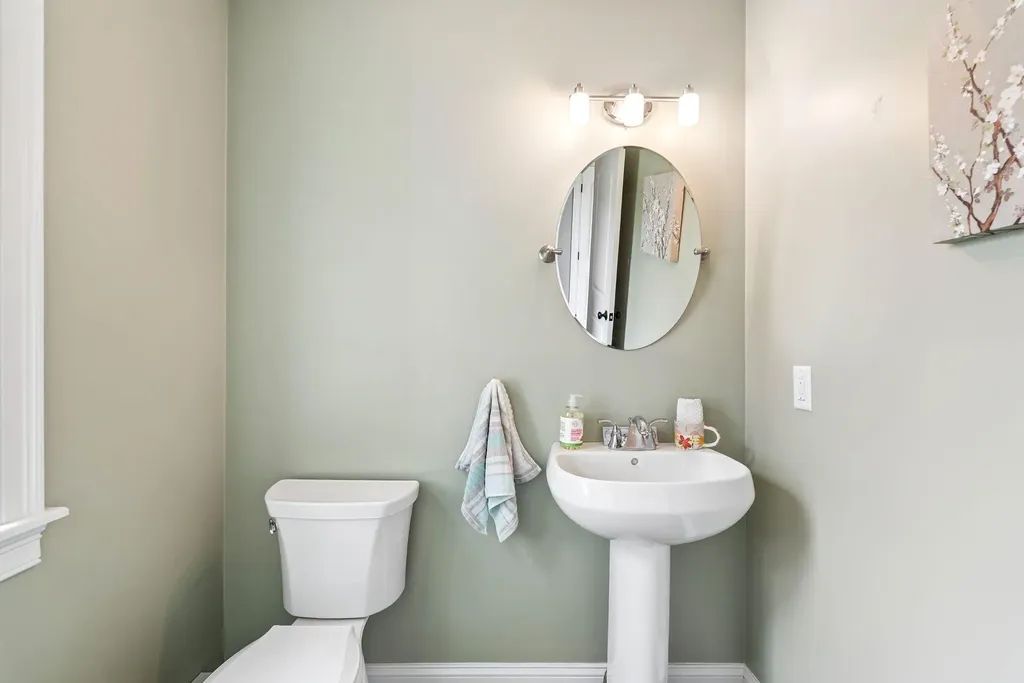 21 Callaway Drive Gray ME 04039