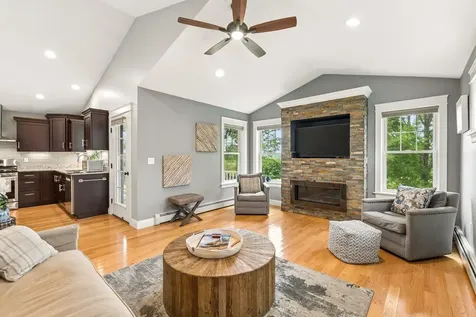 21 Callaway Drive Gray ME 04039