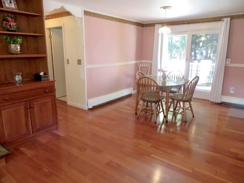 33 Oak Wood Drive Gorham ME 04038