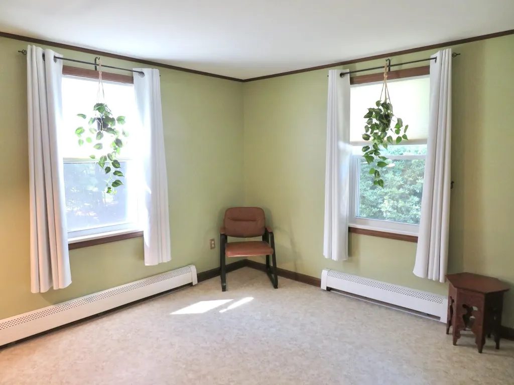33 Oak Wood Drive Gorham ME 04038