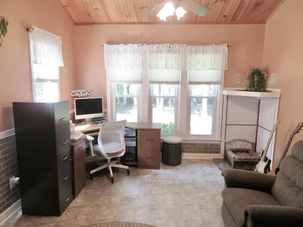 33 Oak Wood Drive Gorham ME 04038
