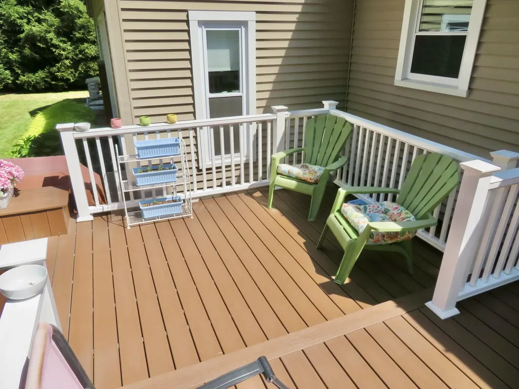 33 Oak Wood Drive Gorham ME 04038