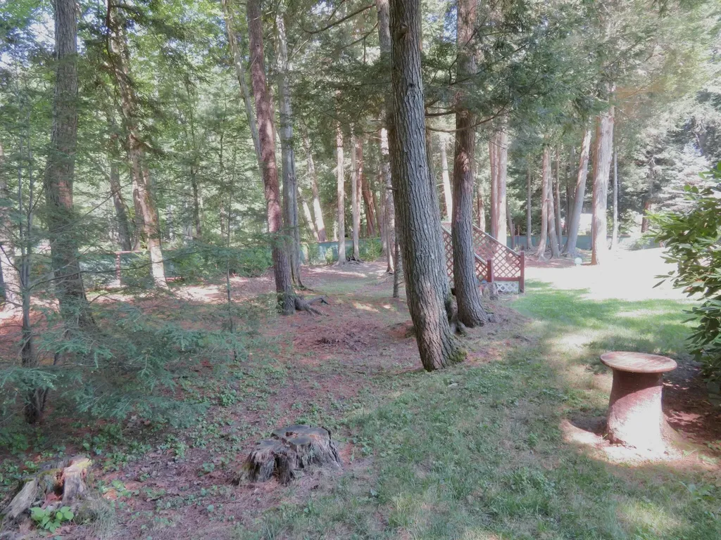 33 Oak Wood Drive Gorham ME 04038