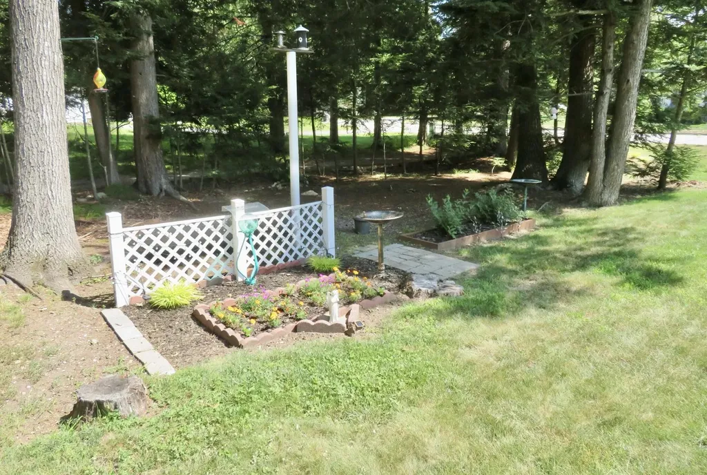 33 Oak Wood Drive Gorham ME 04038