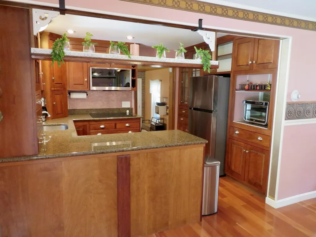 33 Oak Wood Drive Gorham ME 04038