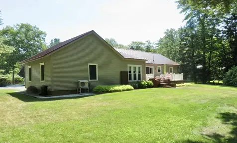 33 Oak Wood Drive Gorham ME 04038