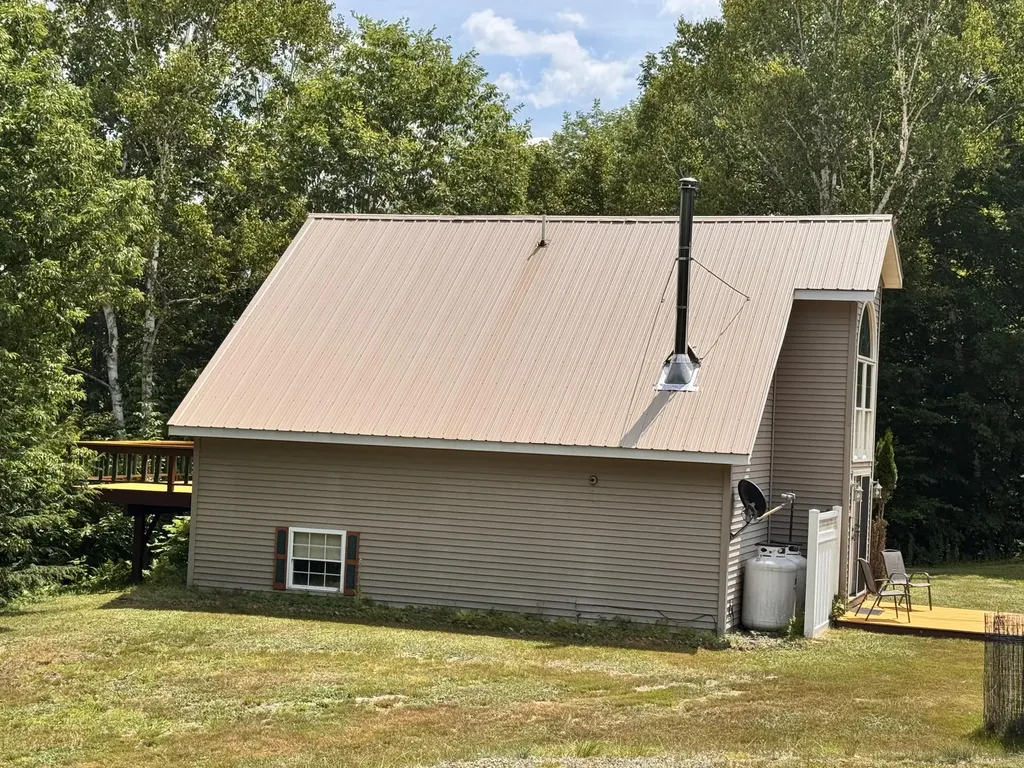 301 Carrabassett Road New Portland ME 04961